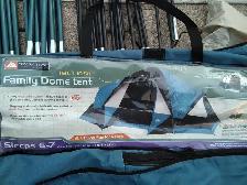 Ozark 6-7 person family dome tent, used once exc. cond! - Photo 2