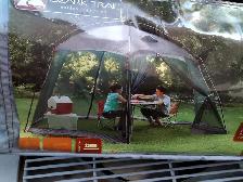 New SEALED box Ozark Trail Screen House '15 x '13 Polyester - Photo 3