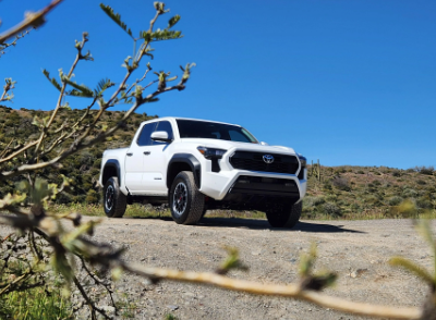 2024 Toyota Tacoma TRD Off Road - ONLY 3844 Km's!