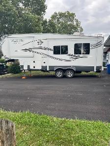 arctic fox 5th wheel for sale