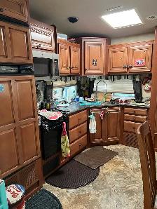 arctic fox 5th wheel for sale - Photo 5