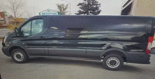 2017 Ford Transit 150 3.7L RWD With 148' Extended Wheel Base!