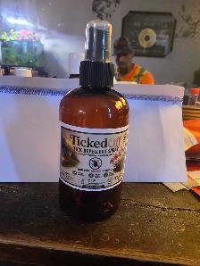 Tick and mosquito Repellent  all Natural - Photo 2