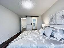 Markham Executive 4 plus 1 with separate basement apartment - Photo 4