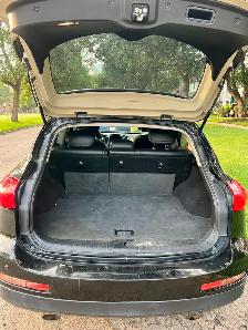 2015 Infiniti QX50 AWD Low KM, Remote Starter new tires - Photo 5