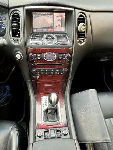 2015 Infiniti QX50 AWD Low KM, Remote Starter new tires - Photo 9