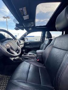 2018 Toyota Tacoma SR5 | Low Kms | No Accidents | 4x4 | - Photo 8