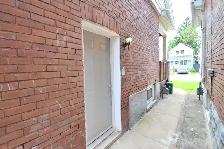 1-Bedroom Apartment in Central Hamilton, Near Gage Park - Photo 2