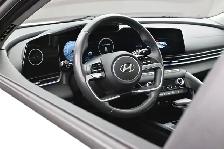 2025 Hyundai Elantra Preferred Call 902-466-9550 Apple CarPlay/A - Photo 5