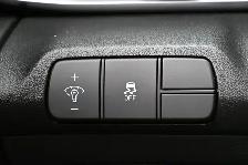 2025 Hyundai Elantra Preferred Call 902-466-9550 Apple CarPlay/A - Photo 11