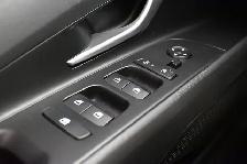 2025 Hyundai Elantra Preferred Call 902-466-9550 Apple CarPlay/A - Photo 12