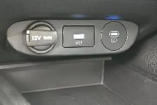 2025 Hyundai Elantra Preferred Call 902-466-9550 Apple CarPlay/A - Photo 16