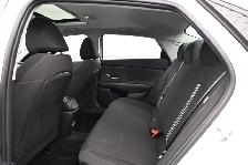 2025 Hyundai Elantra Preferred Call 902-466-9550 Apple CarPlay/A - Photo 22