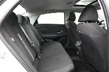 2025 Hyundai Elantra Preferred Call 902-466-9550 Apple CarPlay/A - Photo 26