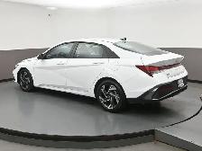 2025 Hyundai Elantra Preferred Call 902-466-9550 Apple CarPlay/A - Photo 31
