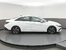 2025 Hyundai Elantra Preferred Call 902-466-9550 Apple CarPlay/A - Photo 34