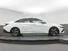 2025 Hyundai Elantra Preferred Call 902-466-9550 Apple CarPlay/A - Photo 36