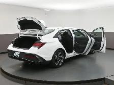 2025 Hyundai Elantra Preferred Call 902-466-9550 Apple CarPlay/A - Photo 58