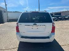 2009 Kia Sedona EX - Photo 7