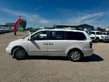 2009 Kia Sedona EX - Photo 9
