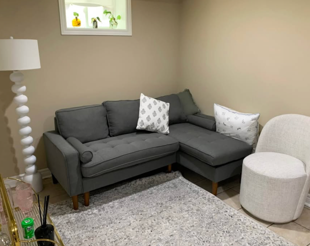 BEAUTIFUL NEWLY RENOVATED FURNISHED BASEMENT APARTMENT FOR RENT!