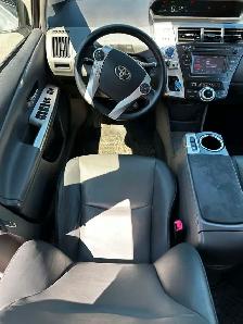 2013 Toyota Prius V 2013 TOYOTA PRIUS v HYBRID – 143,974 KM – SA - Photo 15