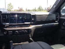 2024 Chevrolet Silverado 2500HD LT 6.6L Duramax Z71 | 5th Wheel - Photo 32