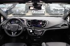 2025 Chrysler Pacifica Select FWD - Photo 11