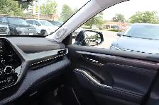 2022 Toyota Highlander Hybrid Limited - Photo 15