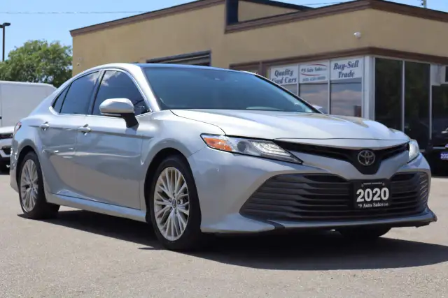 2020 Toyota Camry XLE