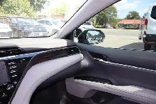 2020 Toyota Camry XLE - Photo 7