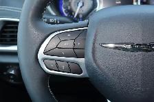 2025 Chrysler Pacifica Select - Photo 10