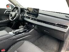2026 Mitsubishi Outlander ES / AWD - Photo 17