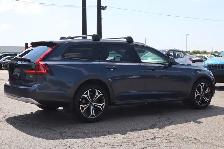 2023 Volvo V90 Cross Country - Photo 7