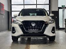 2022 NISSAN Kicks SV Midnight Edition READY to register in AB or - Photo 2