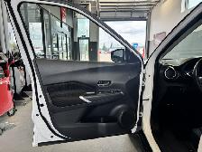 2022 NISSAN Kicks SV Midnight Edition READY to register in AB or - Photo 6