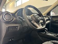 2022 NISSAN Kicks SV Midnight Edition READY to register in AB or - Photo 8
