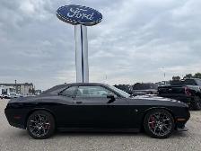 2019 Dodge Challenger Scat Pack 392 / SHAKER! / 6SPD MANUAL! / L - Photo 3