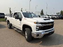 2024 Chevrolet Silverado 2500HD LT 6.6L Gas | Running Boards - Photo 2