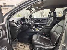 2019 GMC Acadia SLT-2 V6 AWD | 6 Passenger Seating - Photo 8