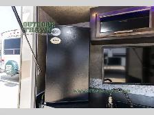 2018 Jayco Eagle 325BHQS - Photo 9