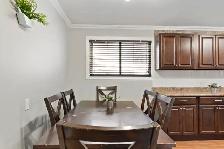 C17 MAIN - 3 BEDROOMS | FULLY FURNISHED ALL UTILITIES INCLUDE - Photo 8