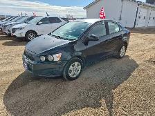2014 Chevrolet Sonic - Photo 12