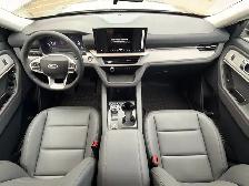 2026 Ford Explorer Active 200A - Photo 20
