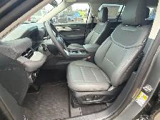 2026 Ford Explorer Active 200A - Photo 22