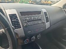 2012 Mitsubishi Outlander ES - Photo 15