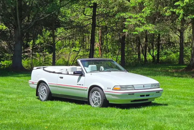 1993 ́Sunbird SE V6