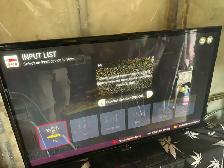 50 inch lg plasma tv rarely used with remote - Photo 2