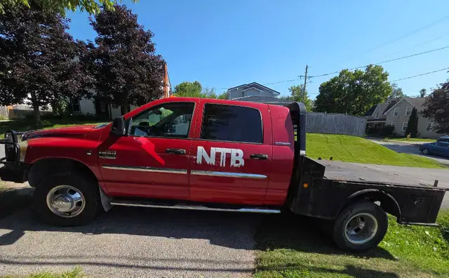 2007 dodge ram 3500 5.9  megacab dually