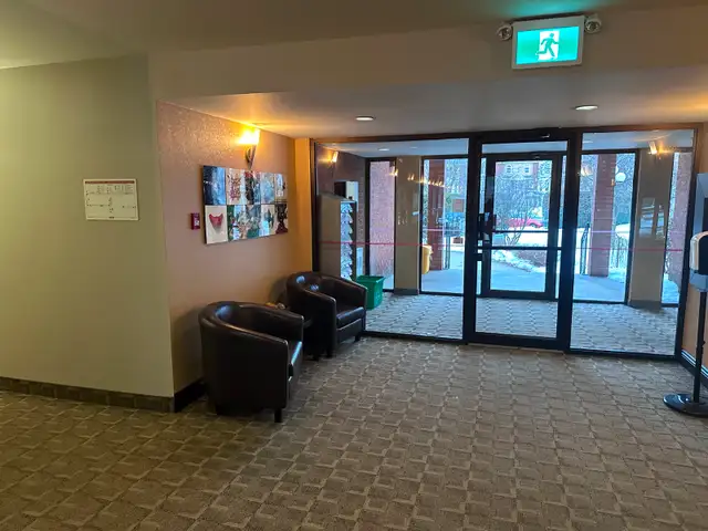 Grand 4-1/2 rénové à Louer: $1675/m, Immédiat à Longueuil